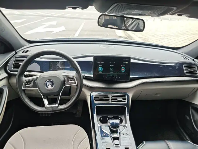 BYD Qin PLUS — Фото автомобиля 9