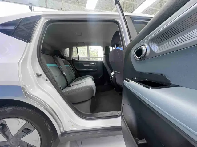 GAC Aion Y — Фото автомобиля 12