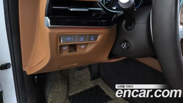 Genesis G80 Бензин 2.5 турбо AWD — Фото автомобиля 15