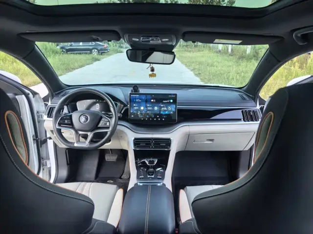 BYD Song PLUS — Фото автомобиля 15
