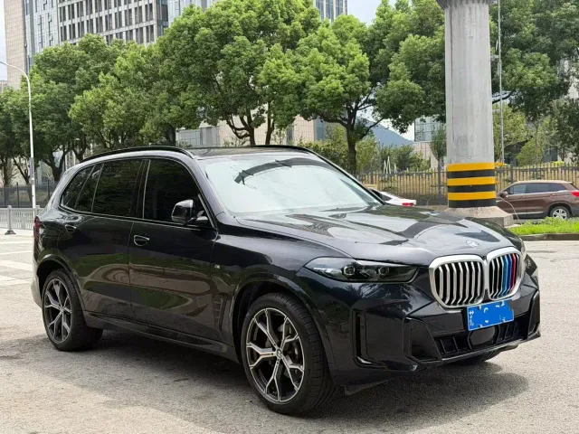 BMW X5 — Фото автомобиля 4
