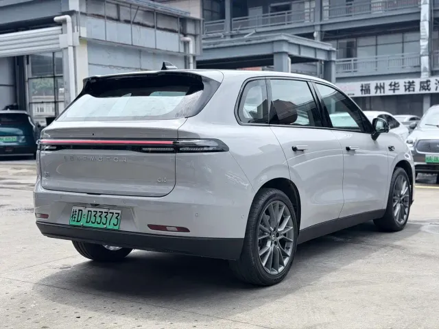 Leapmotor C10 — Фото автомобиля 6