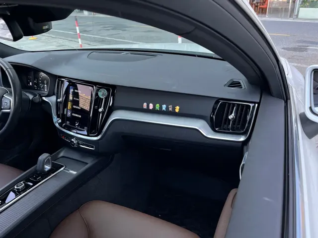 Volvo S60 — Фото автомобиля 17