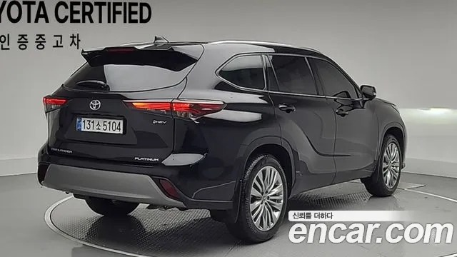 Toyota Highlander — Фото автомобиля 2