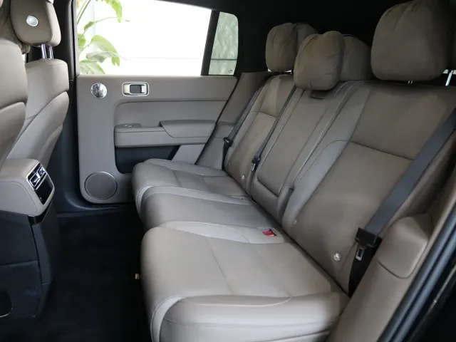 Li Auto L7 — Фото автомобиля 19