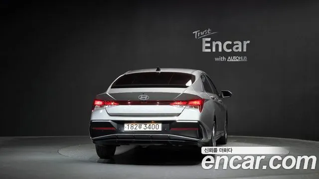 Hyundai Avante — Фото автомобиля 4