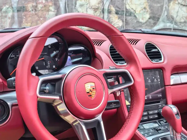 Porsche 718 — Фото автомобиля 5