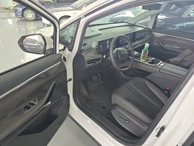 Maxus G70 — Фото автомобиля 15