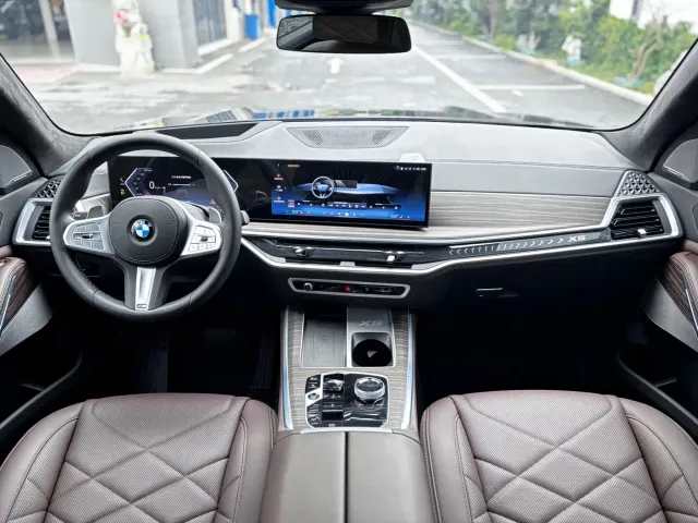 BMW X5 — Фото автомобиля 9