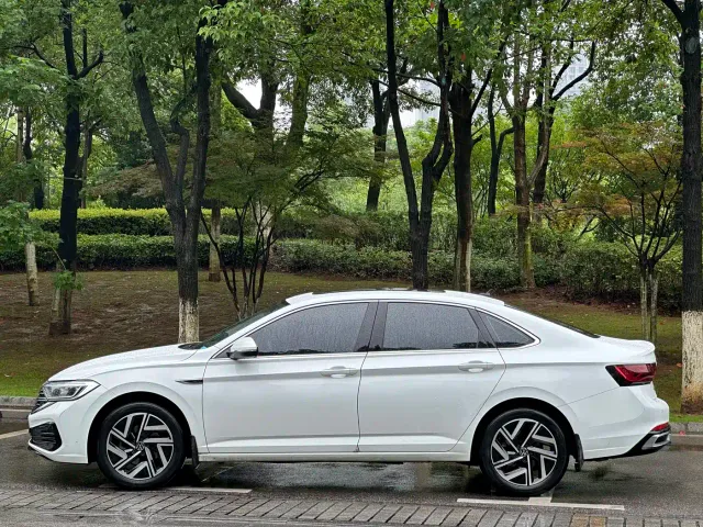 Volkswagen Sagitar — Фото автомобиля 4