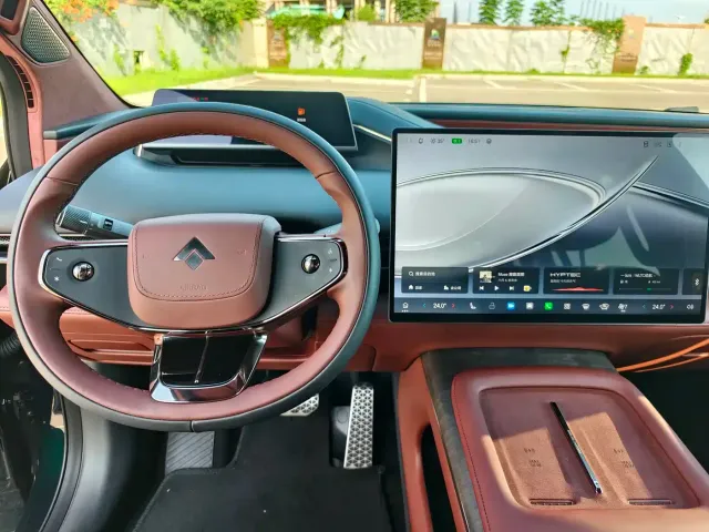 GAC Hyptec HL — Фото автомобиля 15