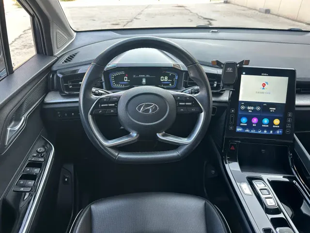 Hyundai Custo — Фото автомобиля 7