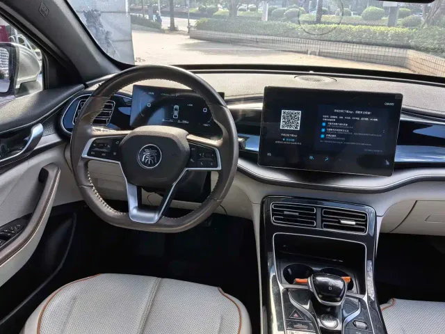 BYD Qin PLUS — Фото автомобиля 11
