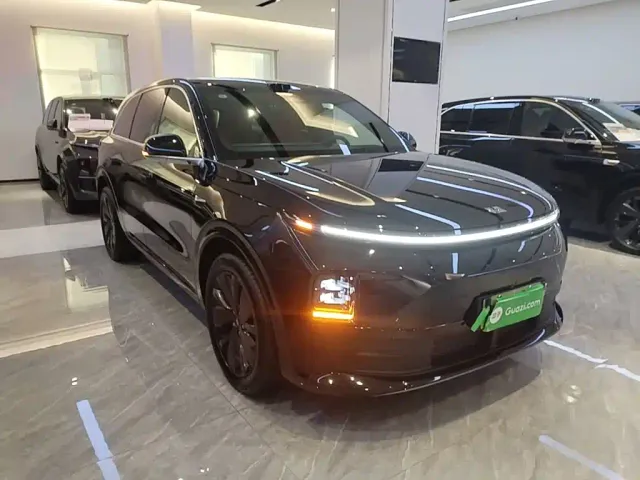 Li Auto L6 — Фото автомобиля 3