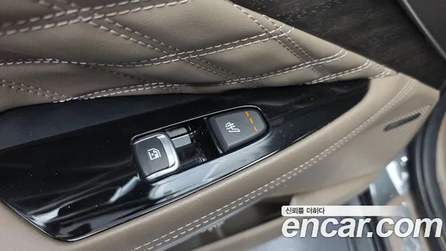 Kia K8 Signature — Фото автомобиля 3