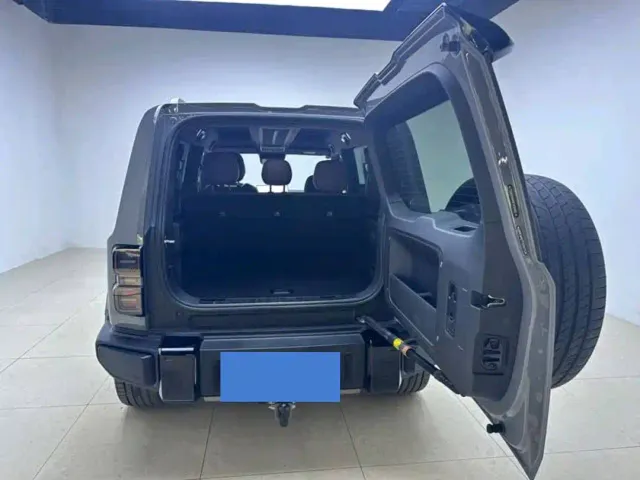iCAR V27 — Фото автомобиля 8