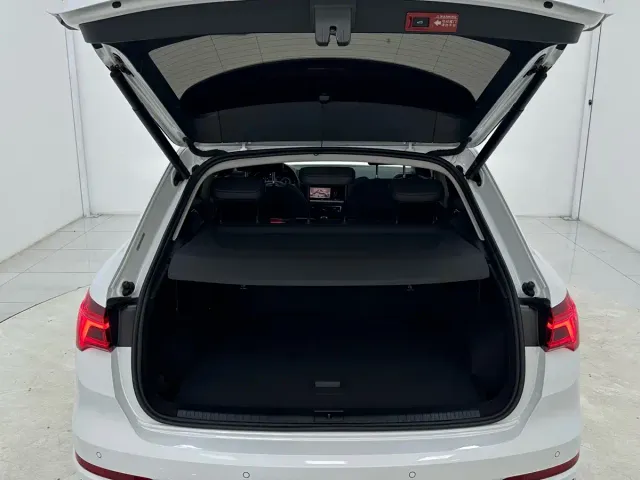 Audi Q3 — Фото автомобиля 15