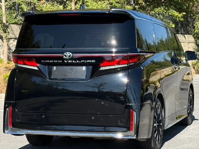 Toyota Vellfire — Фото автомобиля 4