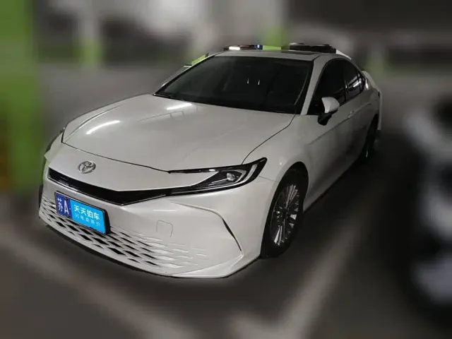 Фотография автомобиля — Toyota Camry