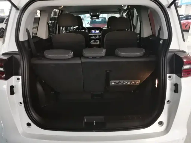 GAC Trumpchi M6 — Фото автомобиля 18