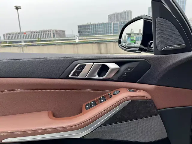BMW X5 — Фото автомобиля 14