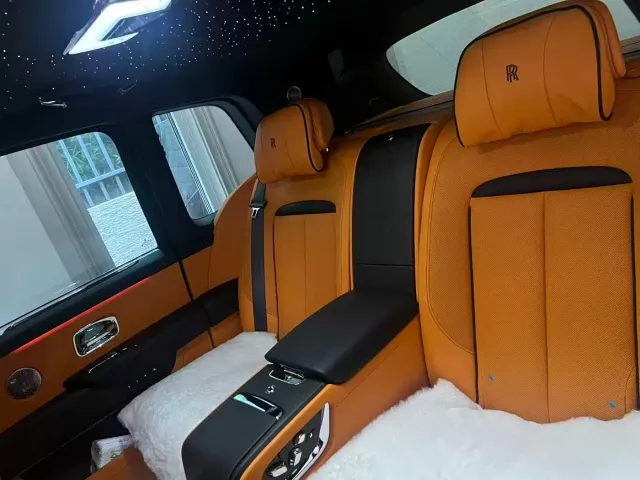 Rolls-Royce Cullinan — Фото автомобиля 9