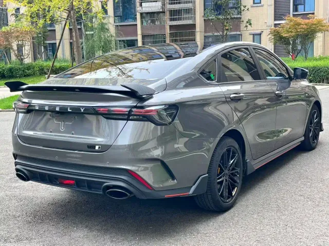 Geely Binrui — Фото автомобиля 7