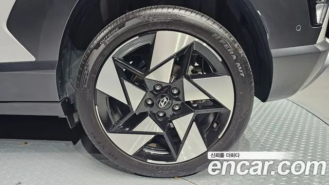 Hyundai Kona SX2 — Фото автомобиля 6