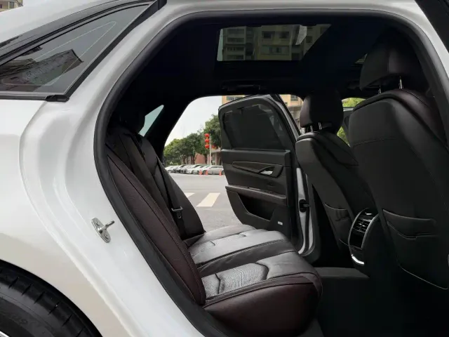 Cadillac CT6 — Фото автомобиля 26