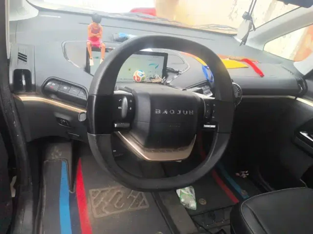 Baojun KiWi EV — Фото автомобиля 2