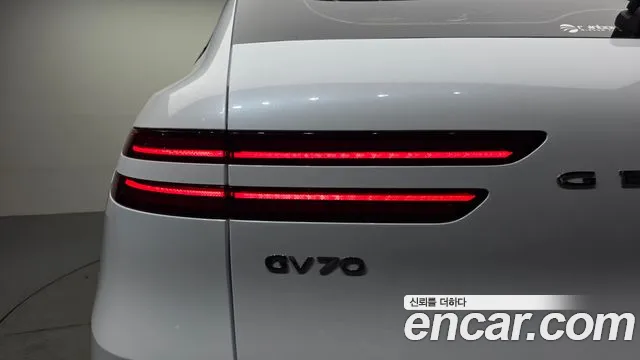 Genesis GV70 Electrified GV70 — Фото автомобиля 19