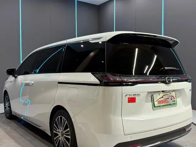 GAC Trumpchi E8 — Фото автомобиля 8
