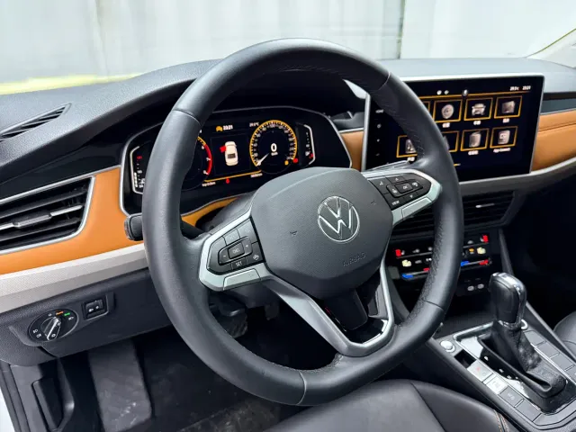 Volkswagen Bora — Фото автомобиля 7