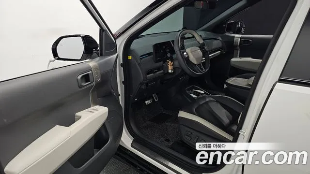 Kia EV3 Long Range 2WD — Фото автомобиля 10