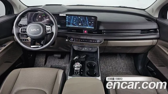 Kia Carnival Generation 4 — Фото автомобиля 10