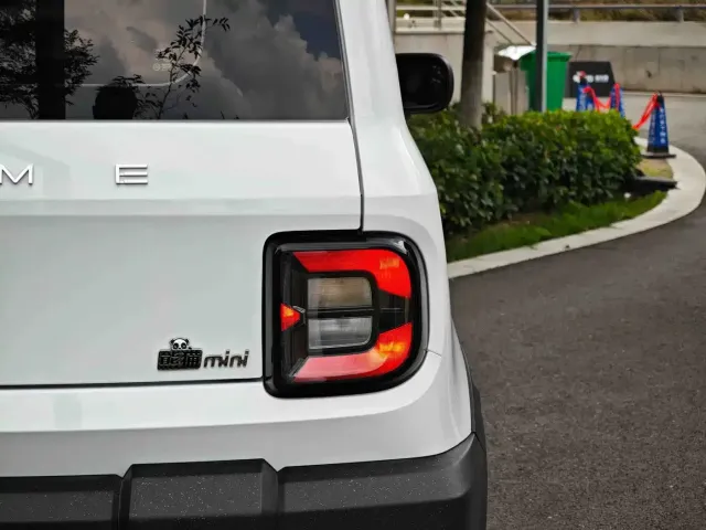 Geely Panda — Фото автомобиля 13