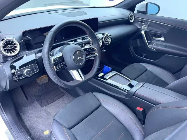 Mercedes-Benz A-Class — Фото автомобиля 5