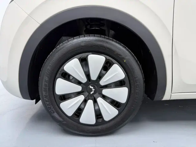 Wuling Bingo — Фото автомобиля 2