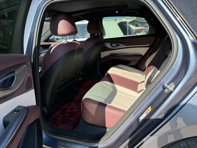 BYD Seal — Фото автомобиля 8