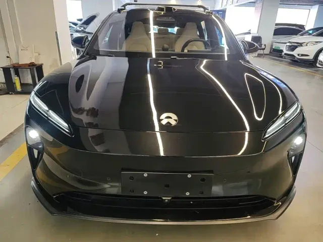 Nio ET5 Touring — Фото автомобиля 2