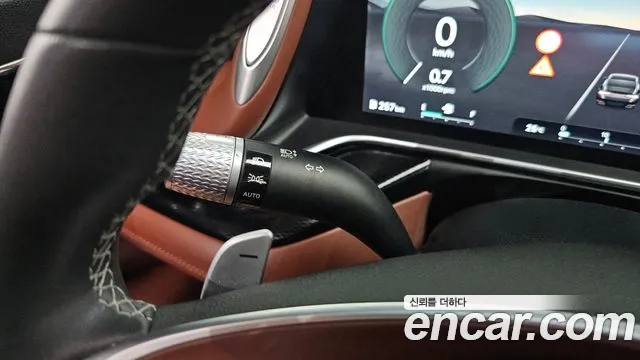 Genesis G90 Бензин 3.5 турбо AWD — Фото автомобиля 29