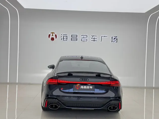 Audi RS 7 — Фото автомобиля 5