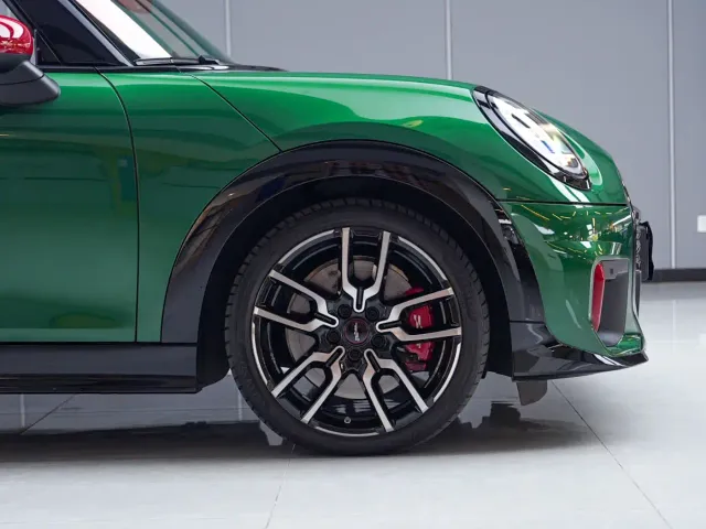 MINI John Cooper Works — Фото автомобиля 5