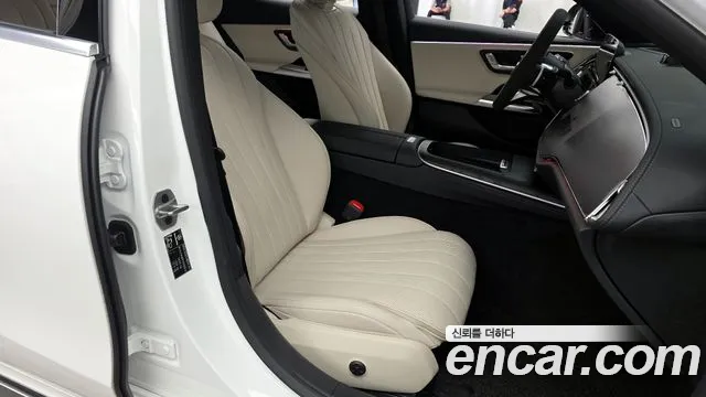 Mercedes-Benz E-Class E-класс W214 — Фото автомобиля 11