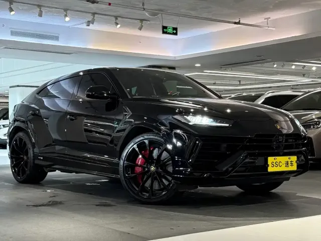 Lamborghini Urus 2023 4.0T V8 S — Фото автомобиля 3