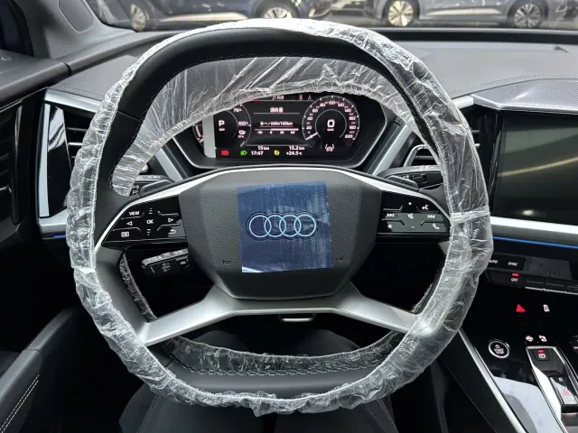 Audi Q4 e-tron — Фото автомобиля 21