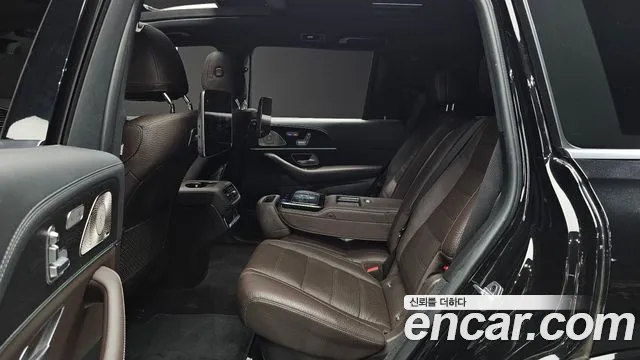 Mercedes-Benz GLS-Class — Фото автомобиля 11