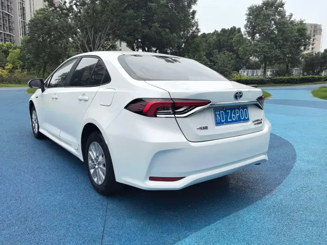 Toyota Corolla — Фото автомобиля 9
