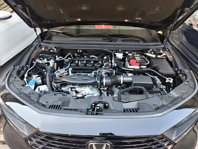 Honda Accord — Фото автомобиля 15