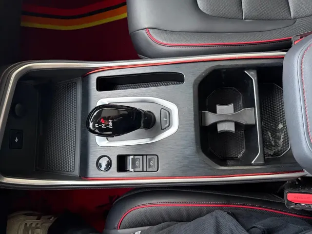 Haval H6 — Фото автомобиля 15